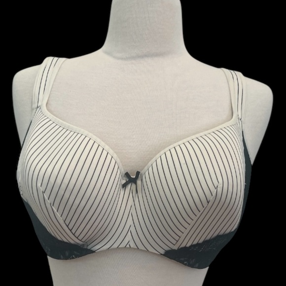 CACIQUE Striped Black and Cream Bra - Picture 2 of 7